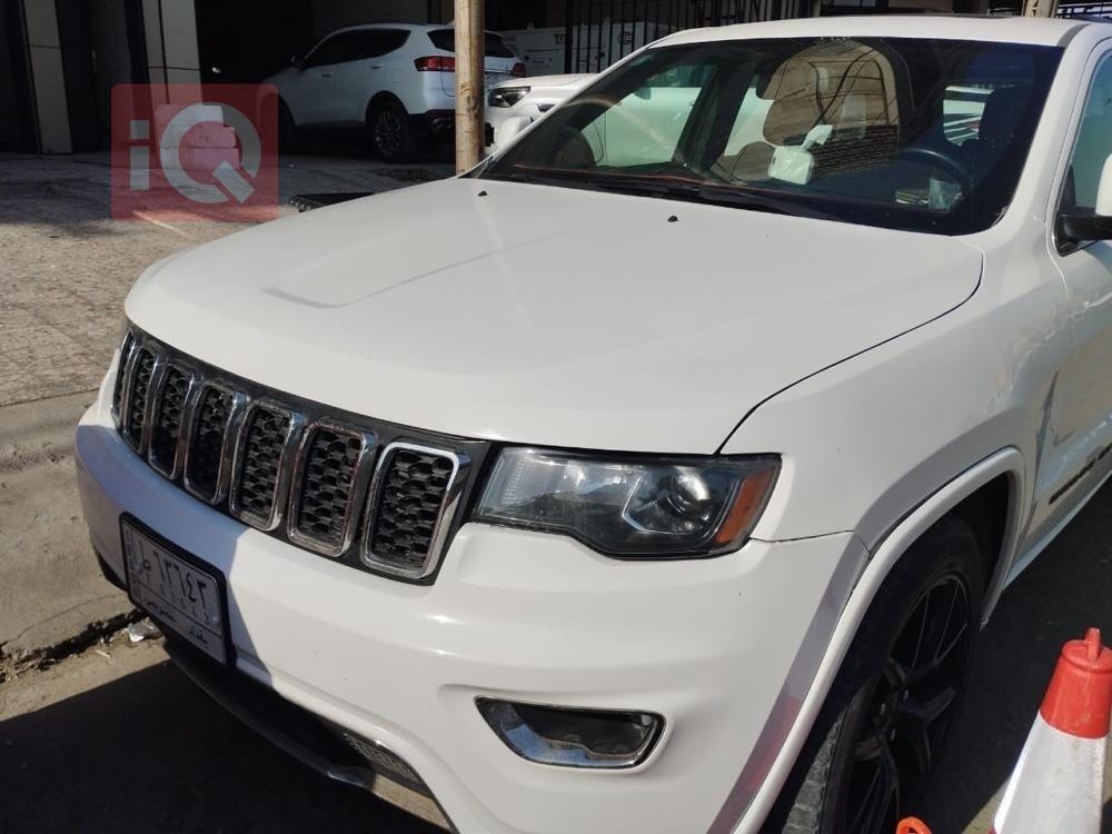 جيب جراند شيروكي